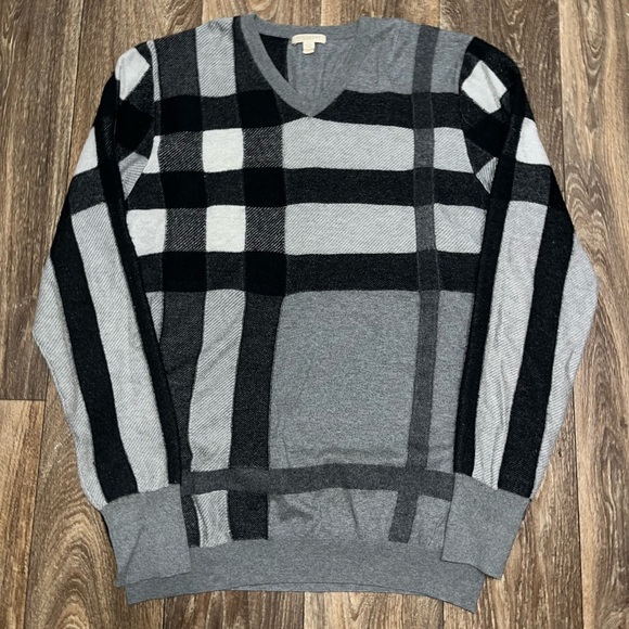 Burberry Check Wool Blend V-Neck Sweater - Picture 1 of 7